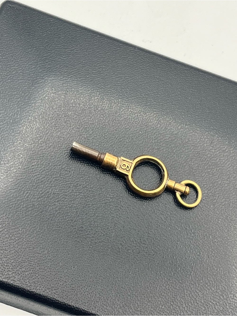 Victorian gold & silver tone size 6 vintage pocket watch winding key antique - Picture 5 of 14